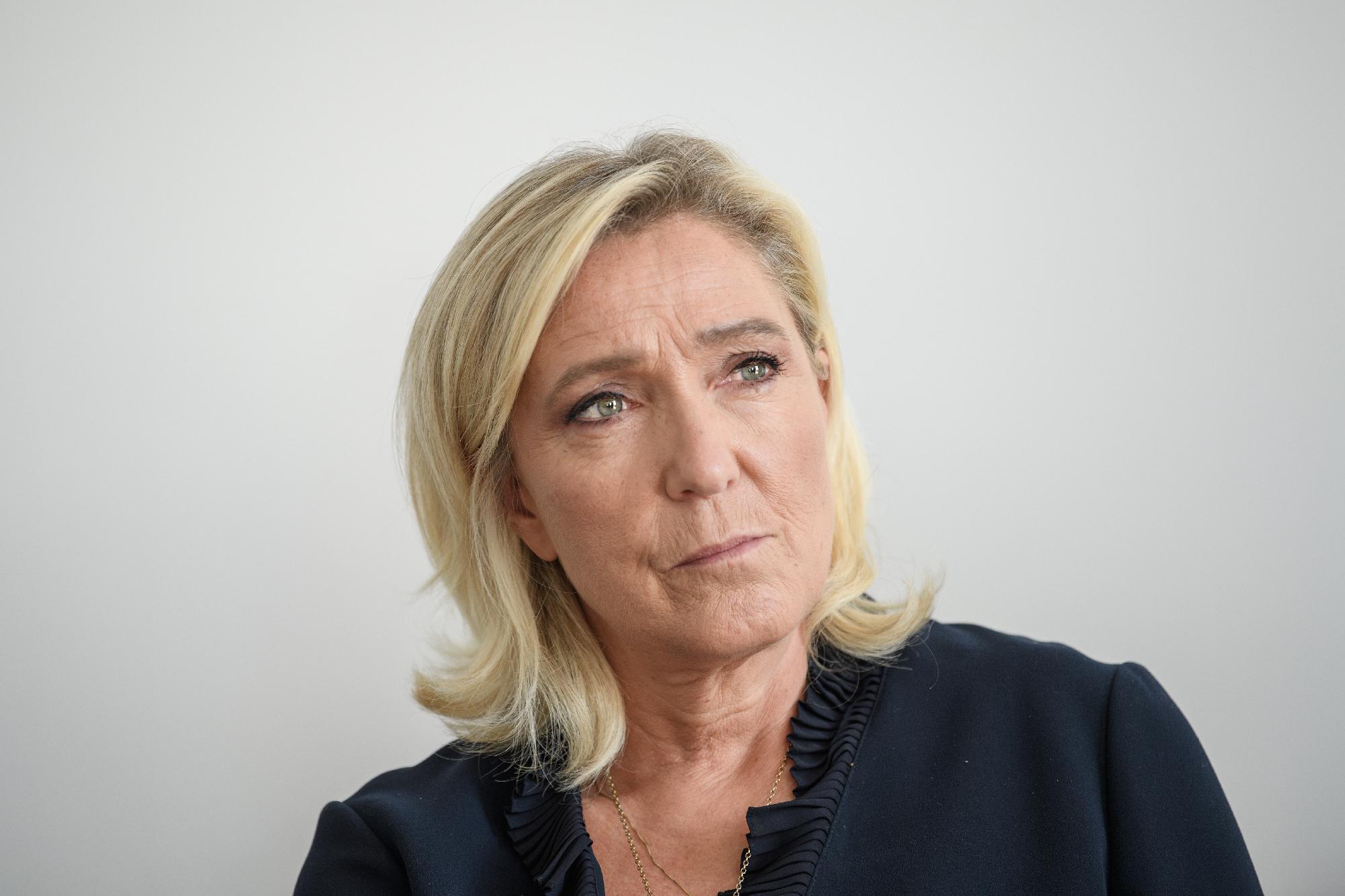 Közös jelölteket indítanak a baloldali pártok, Le Pen összefogást ajánl a jobbközépnek + videó