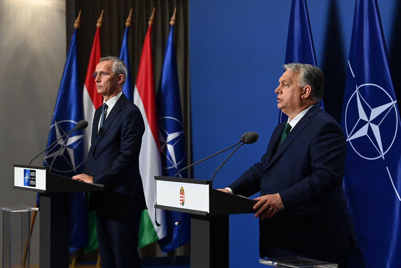 Orbán Viktor: Magyarország sem pénzügyileg, sem katonailag nem járul hozzá a NATO ukrajnai missziójához + videó