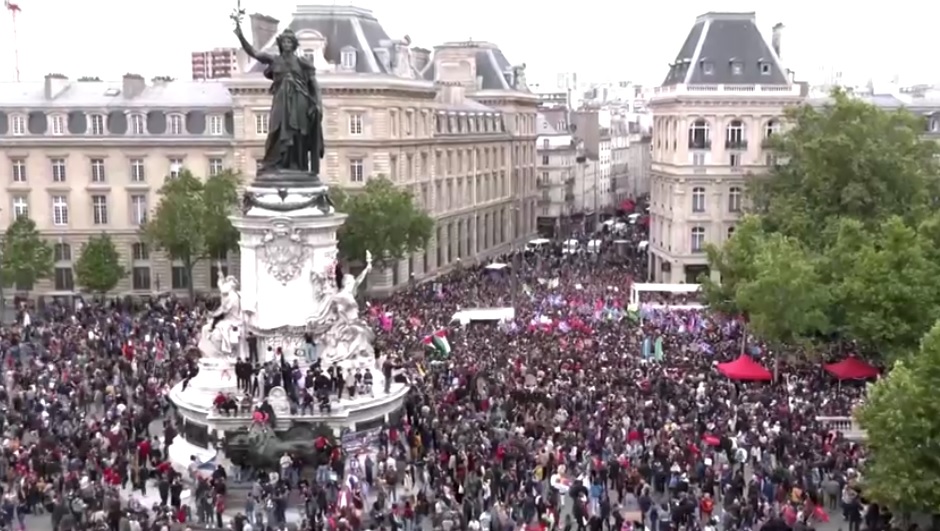 Százezrek tüntettek Franciaországban