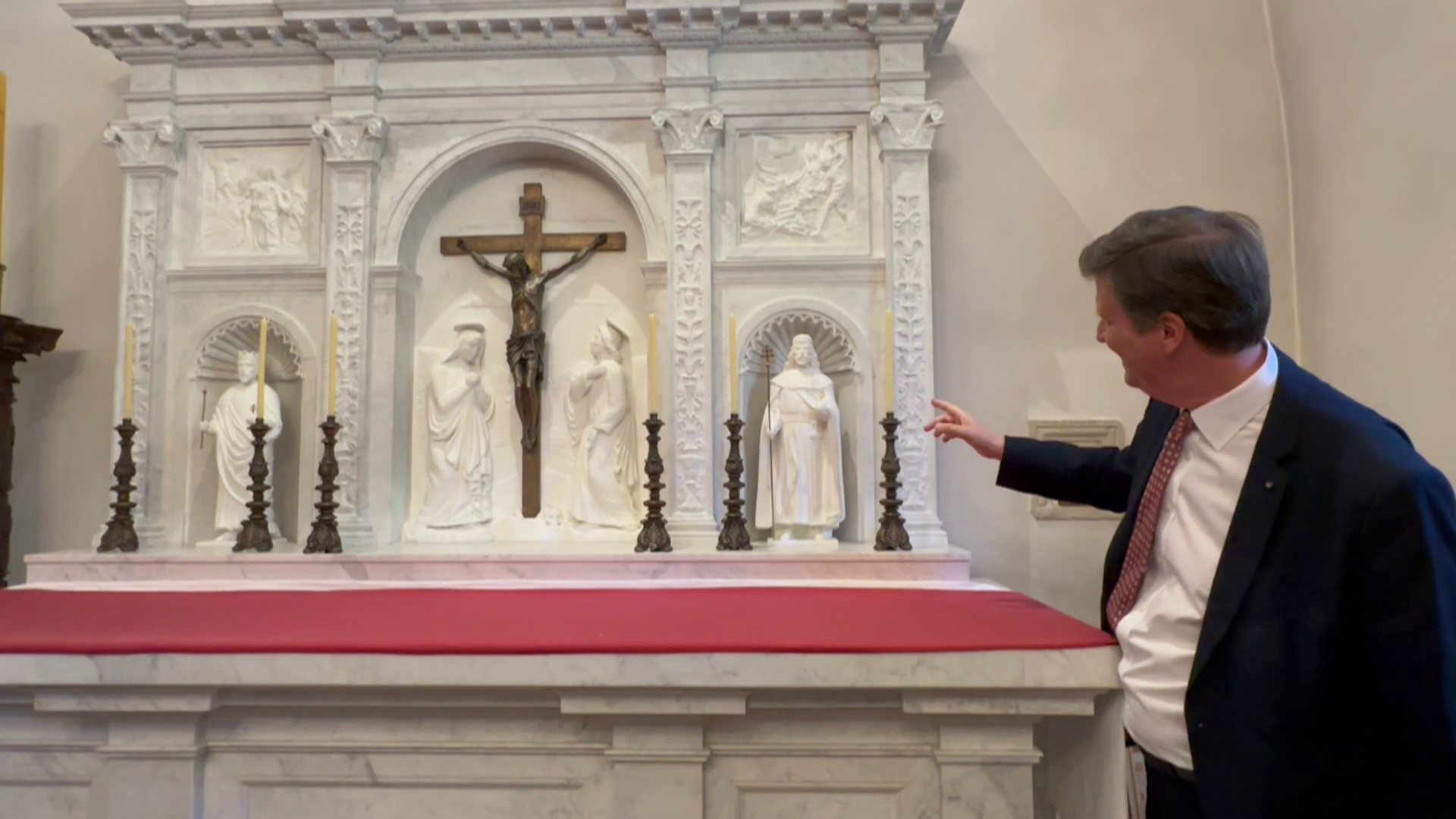 Magyarország támogatásának köszönhetően apátsági rangra került a Norciában újjáépített bencés kolostor + videó