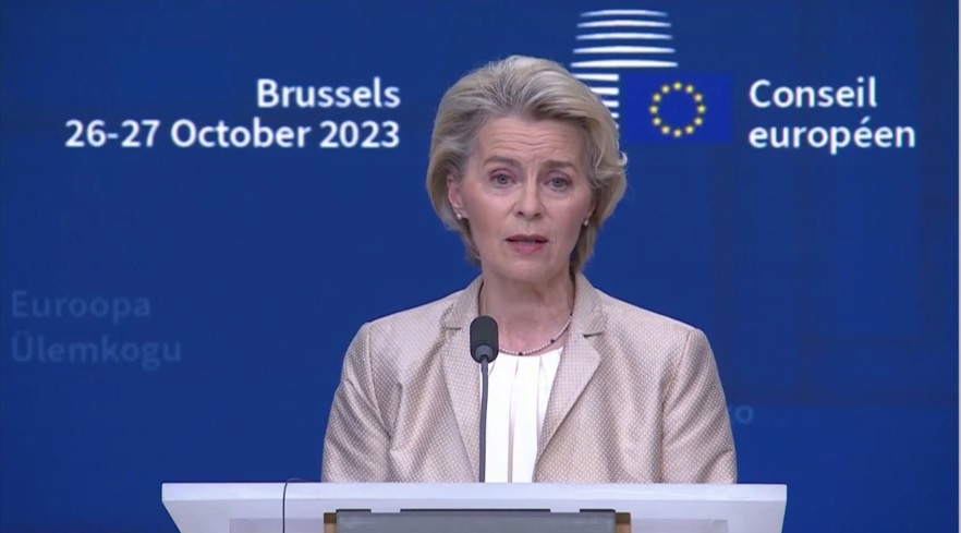 Még több hatalmat akar Ursula von der Leyen a Mandiner szerint + videó