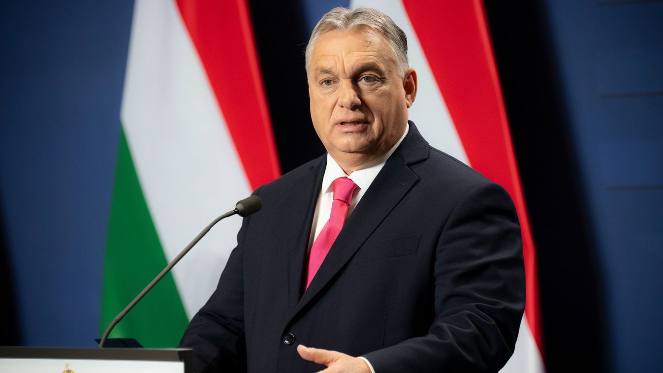 Orbán Viktor Moszkvába érkezett