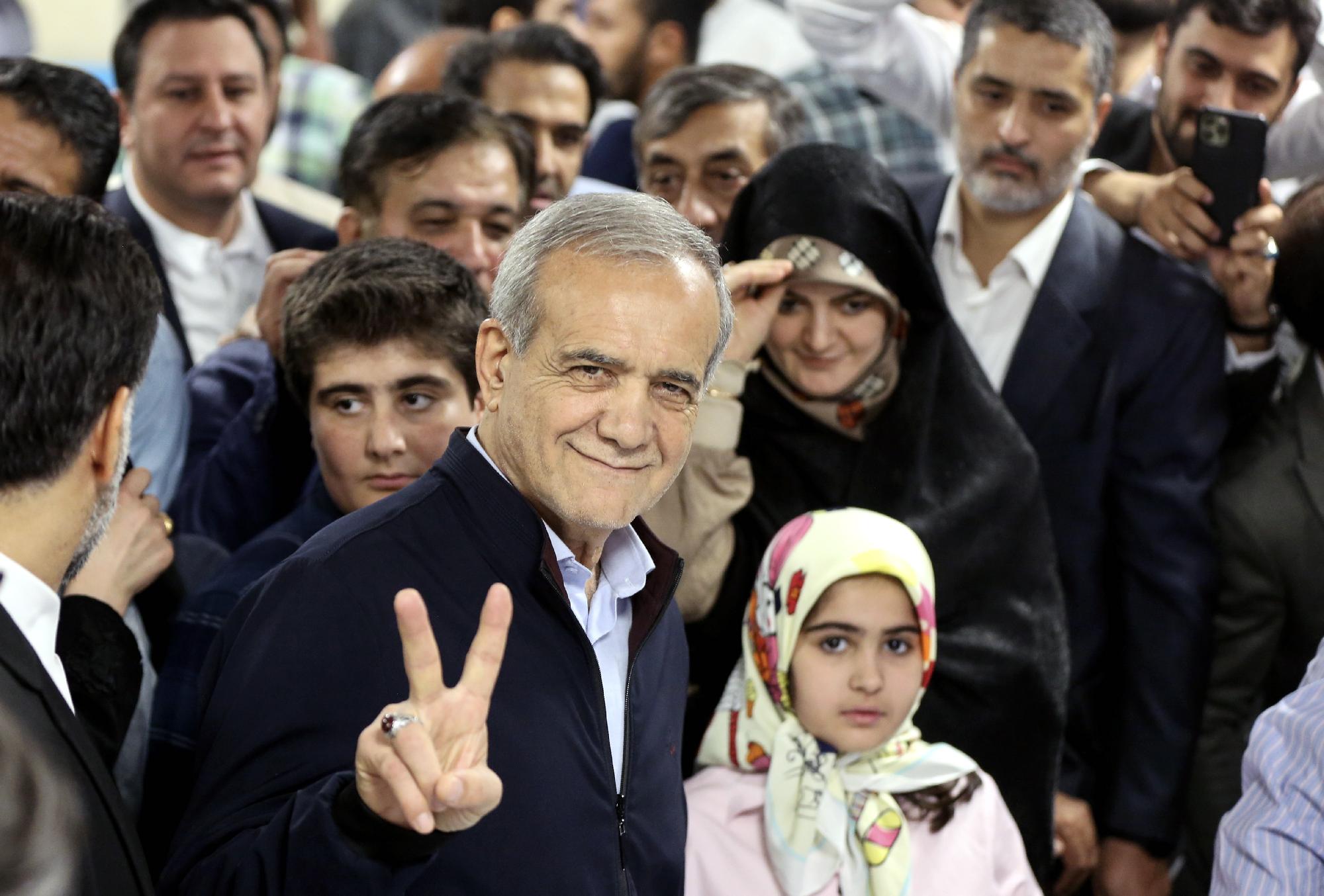 Megvan az iráni elnökválasztás győztese