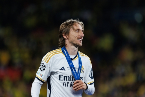 Luka Modric egy évet hosszabbított a Real Madriddal