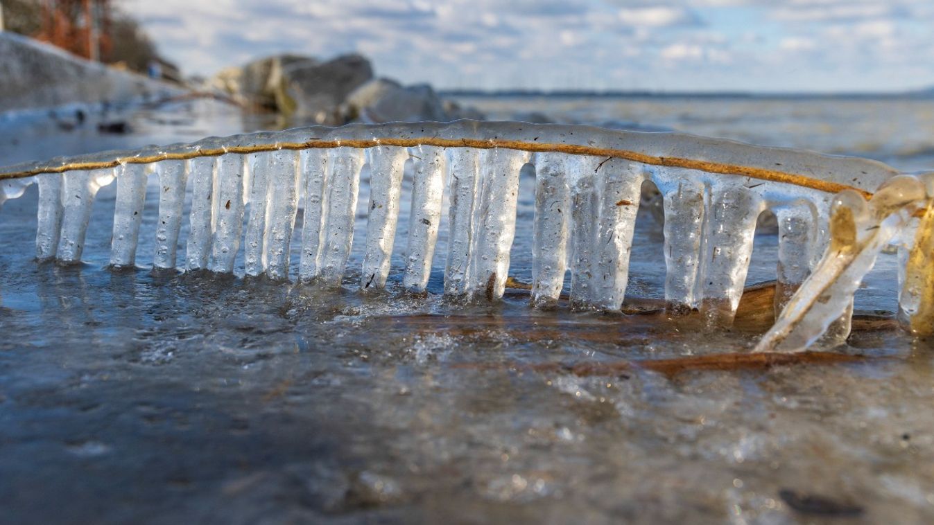 Mínusz 3,7 Celsius fok volt a Bükkben