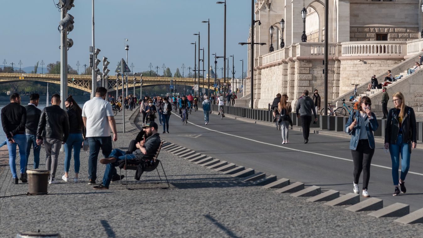 Dühöngenek az autósok, Karácsony ismét kitiltotta őket a pesti alsó rakpartról