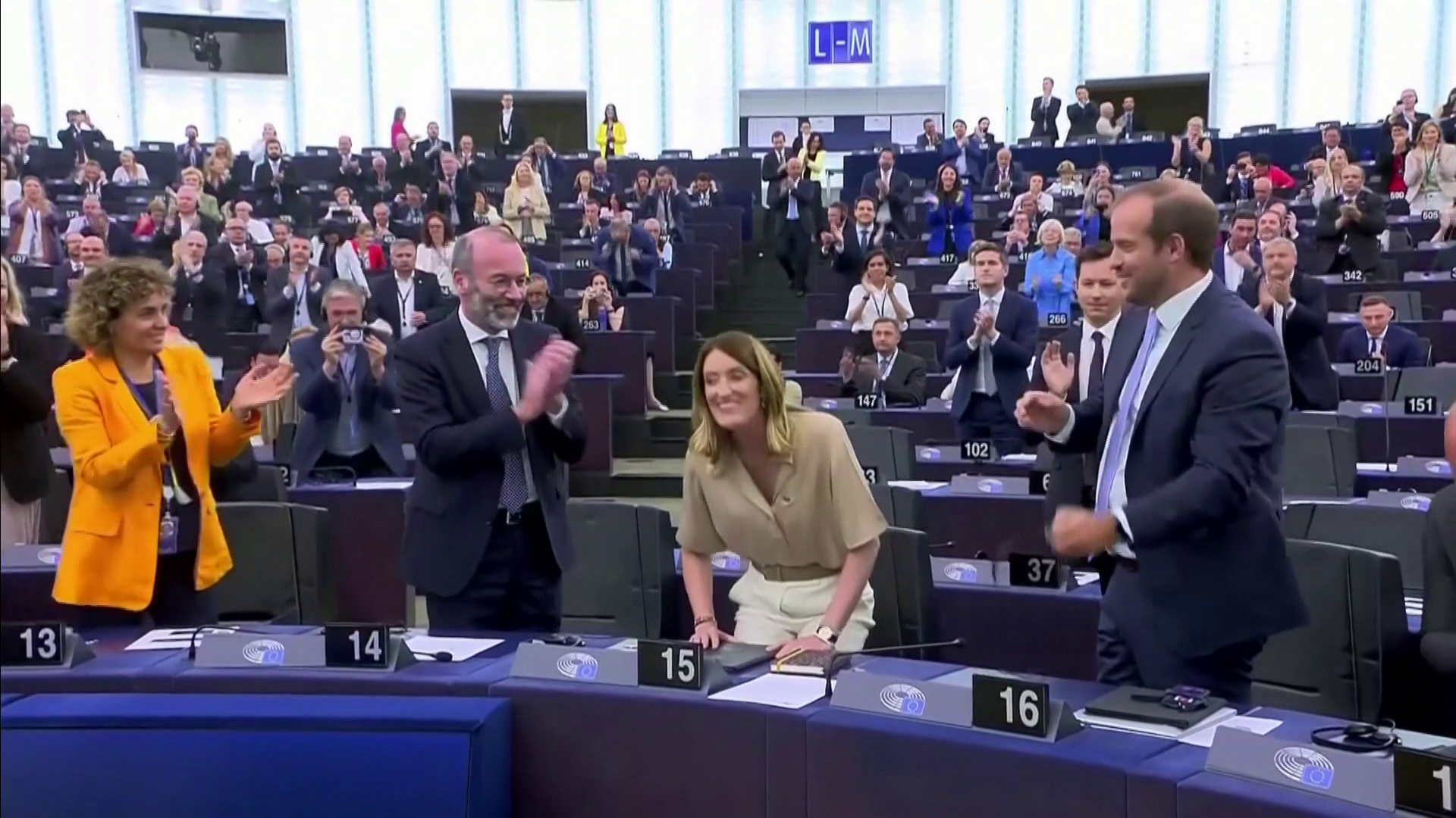 Mandiner: Brutálisan torzít az Európai Parlament a jobboldal rovására + videó