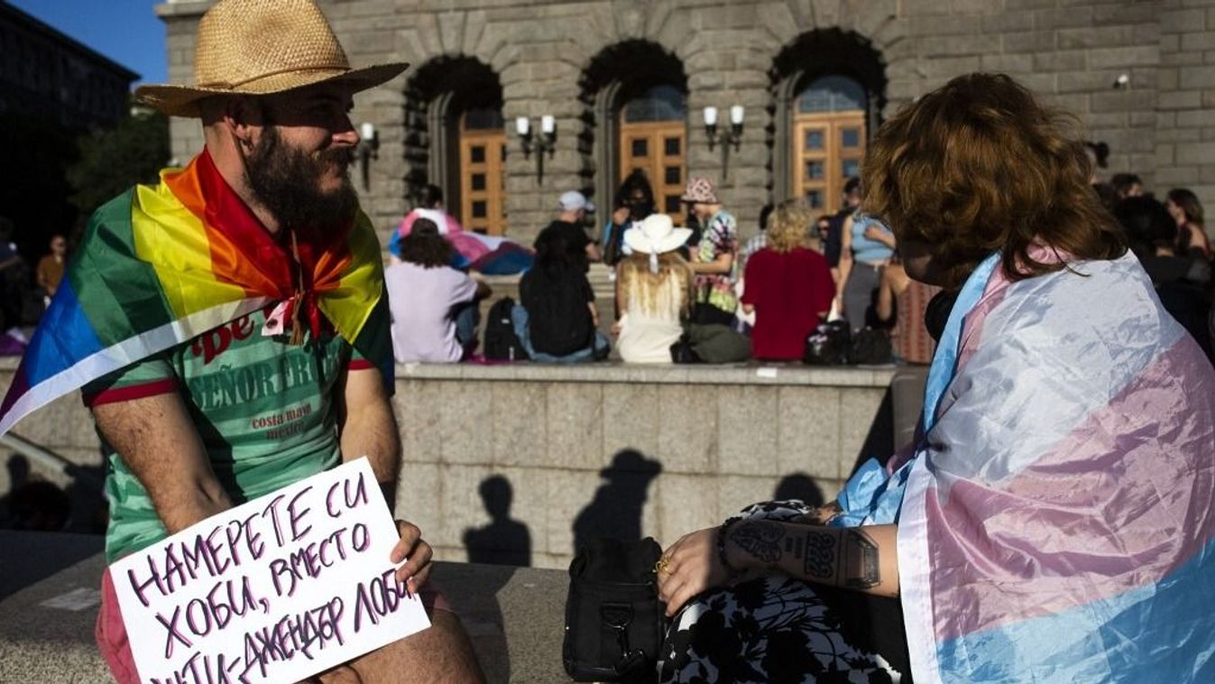 LMBT-propaganda iskolai betiltását követően tüntetések törtek ki Bulgáriában