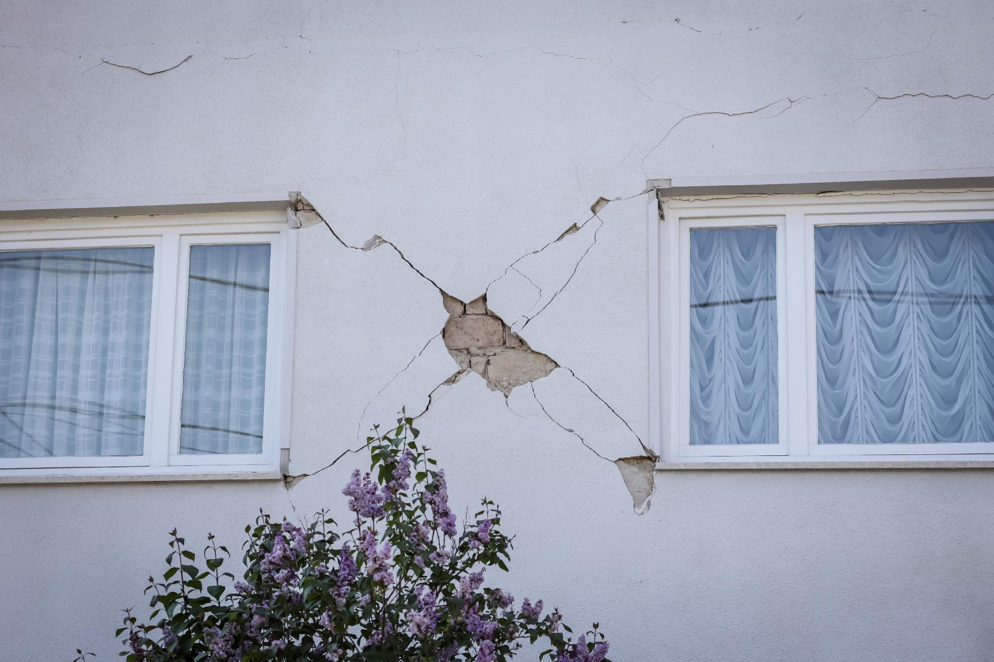 Akkora földrengés volt Horvátországban, hogy számos magyar településen is bemozdultak a bútorok