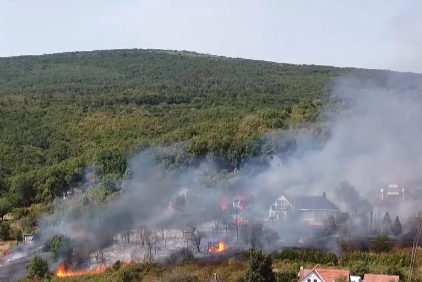 Gondatlan közveszély okozás és hulladékgazdálkodás rendjének megsértése miatt emelet vádat az ügyészség + videó