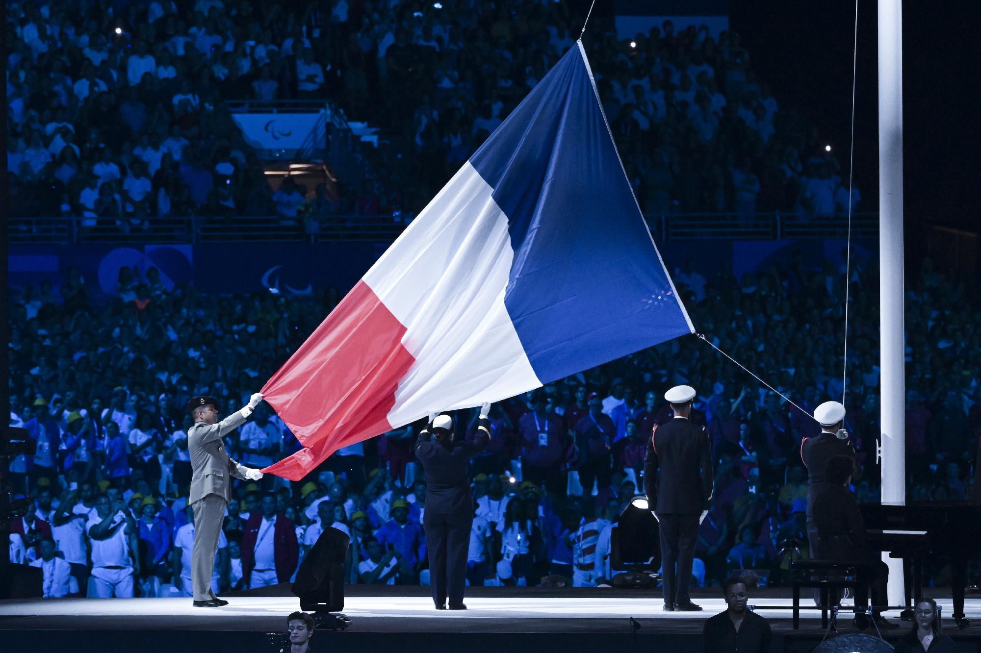 Francia közvéleménykutatás: a válaszadók 51 százaléka szeretné, ha az elnök távozna