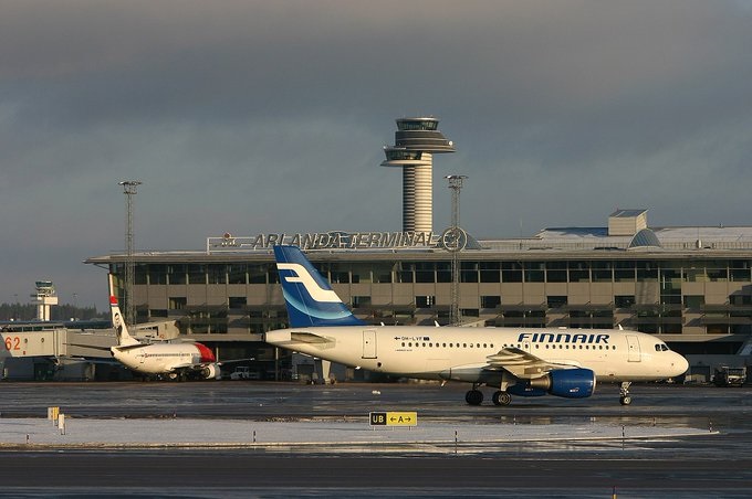 Lezárták a Stockholm Arlanda repteret, mert drónokat észleltek