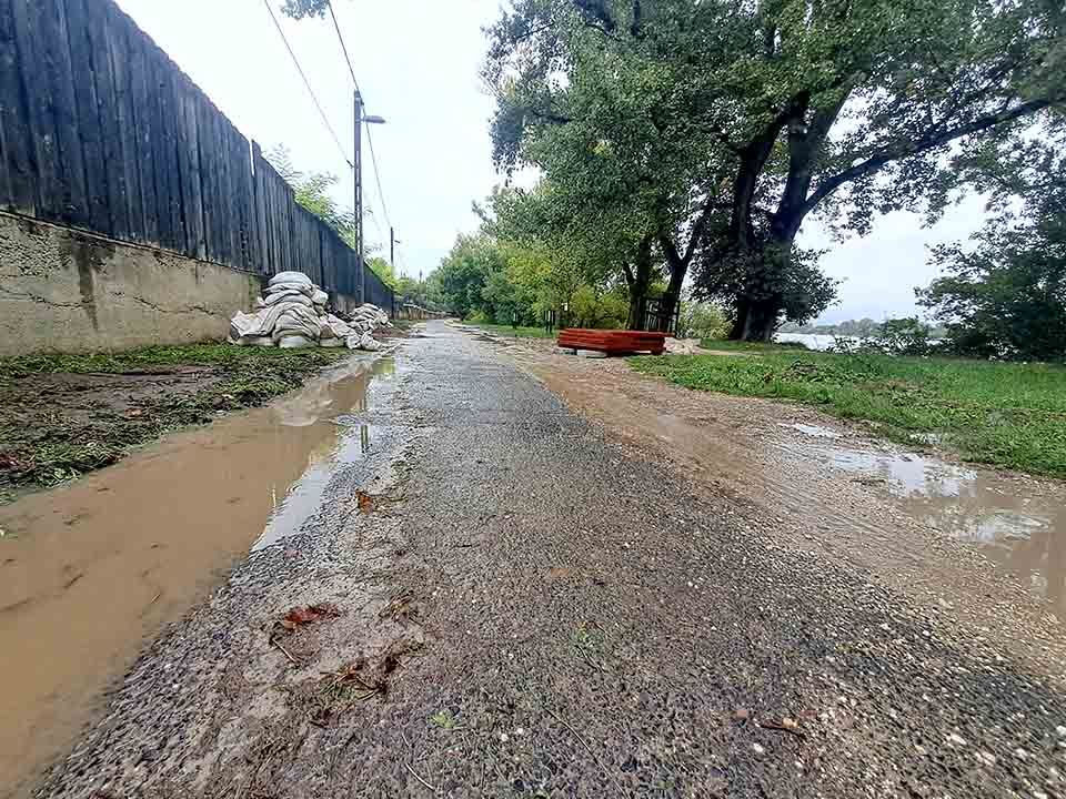 Árvíz veszélyezteti a Római-partot is