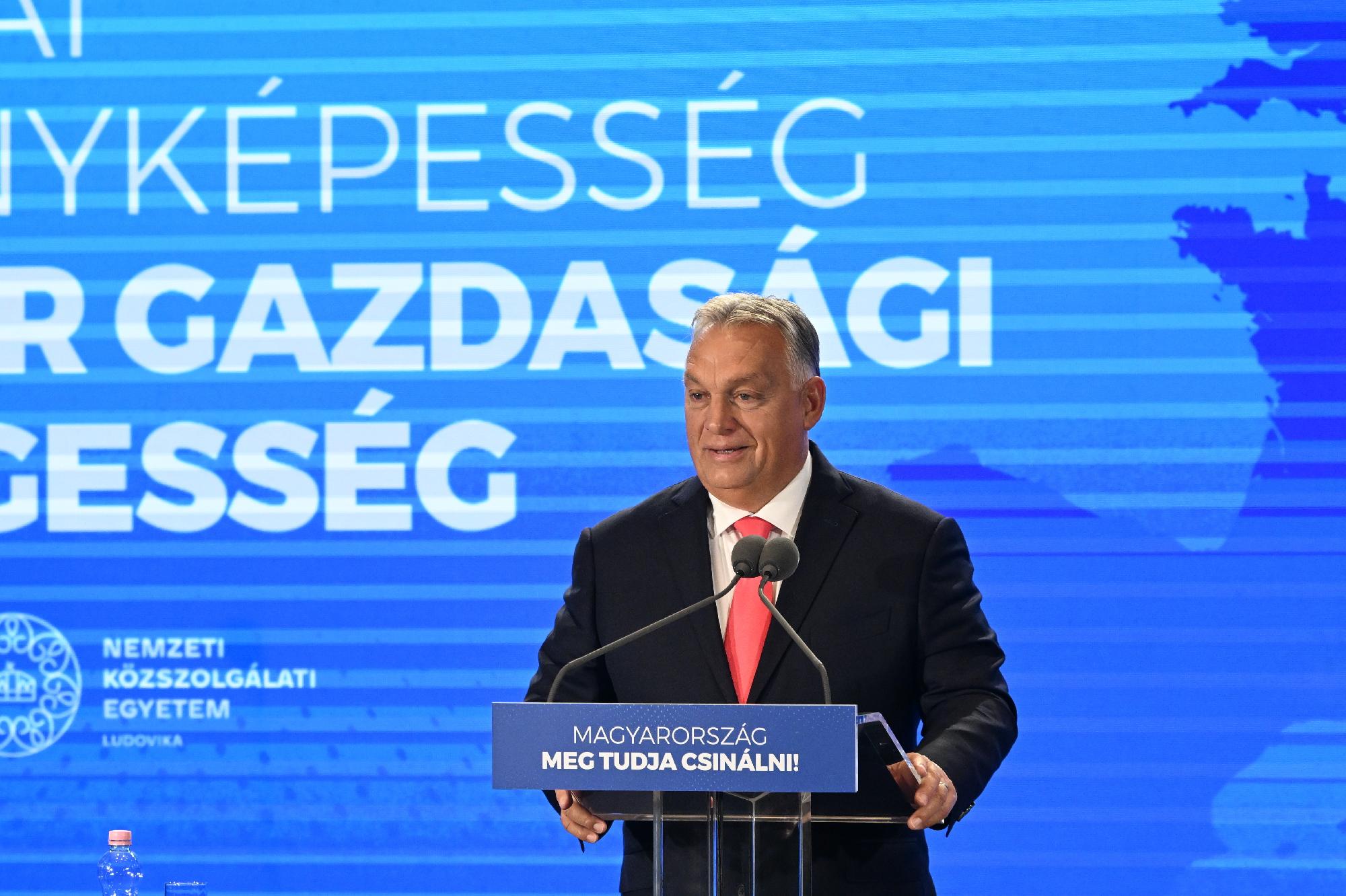 Orbán Viktor: Versenyképességi fordulat kell, mert Európa lemaradásban van + videó