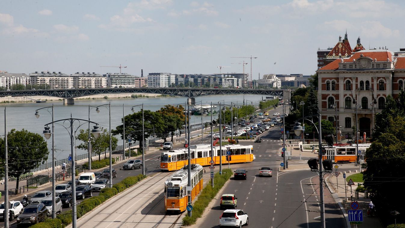 Péntektől újra jár az árvíz miatt leállított villamos is