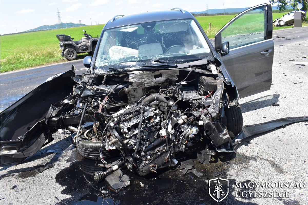 Meghalt egy ember Tapolca közelében, a 83 éves sofőr miatt