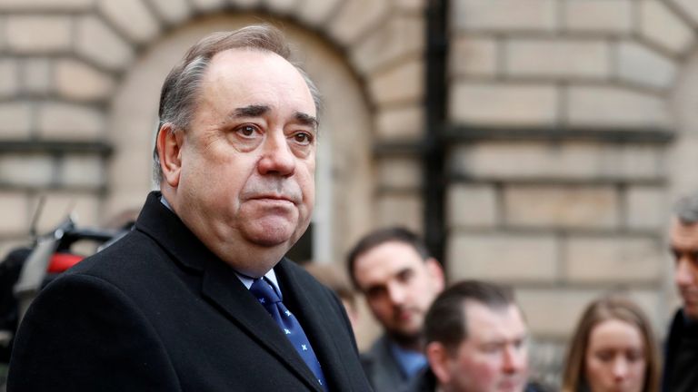 Elhunyt Alex Salmond, Skócia első függetlenségpárti miniszterelnöke