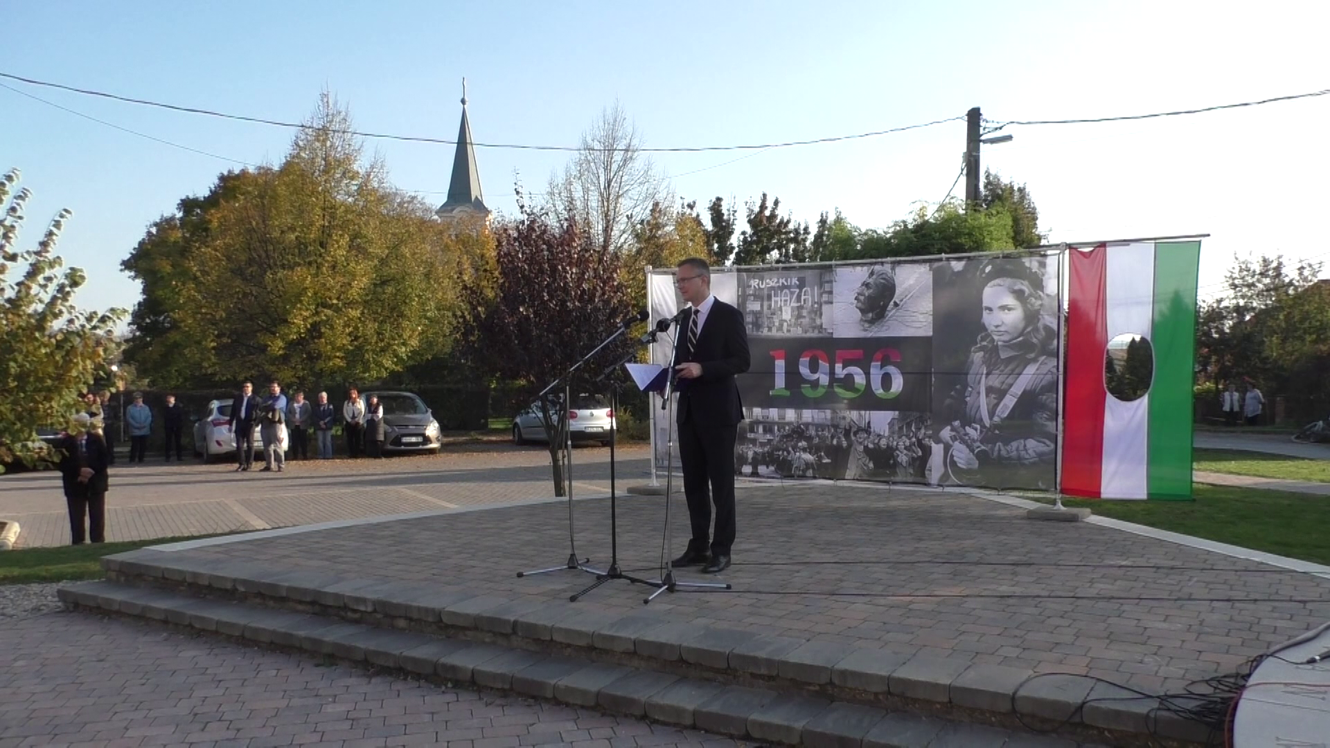 Rétvári: 1956-ban egy szabad, független és szuverén Magyarországért küzdöttek + videó