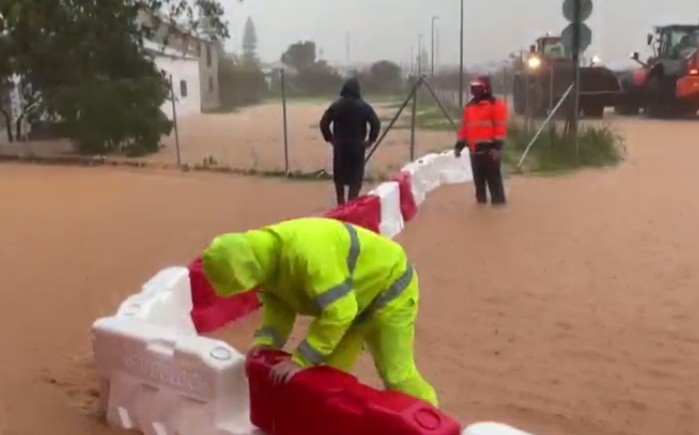 Több ezer ember kényszerült elhagyni otthonát Spanyolországban az újabb áradások miatt + videó