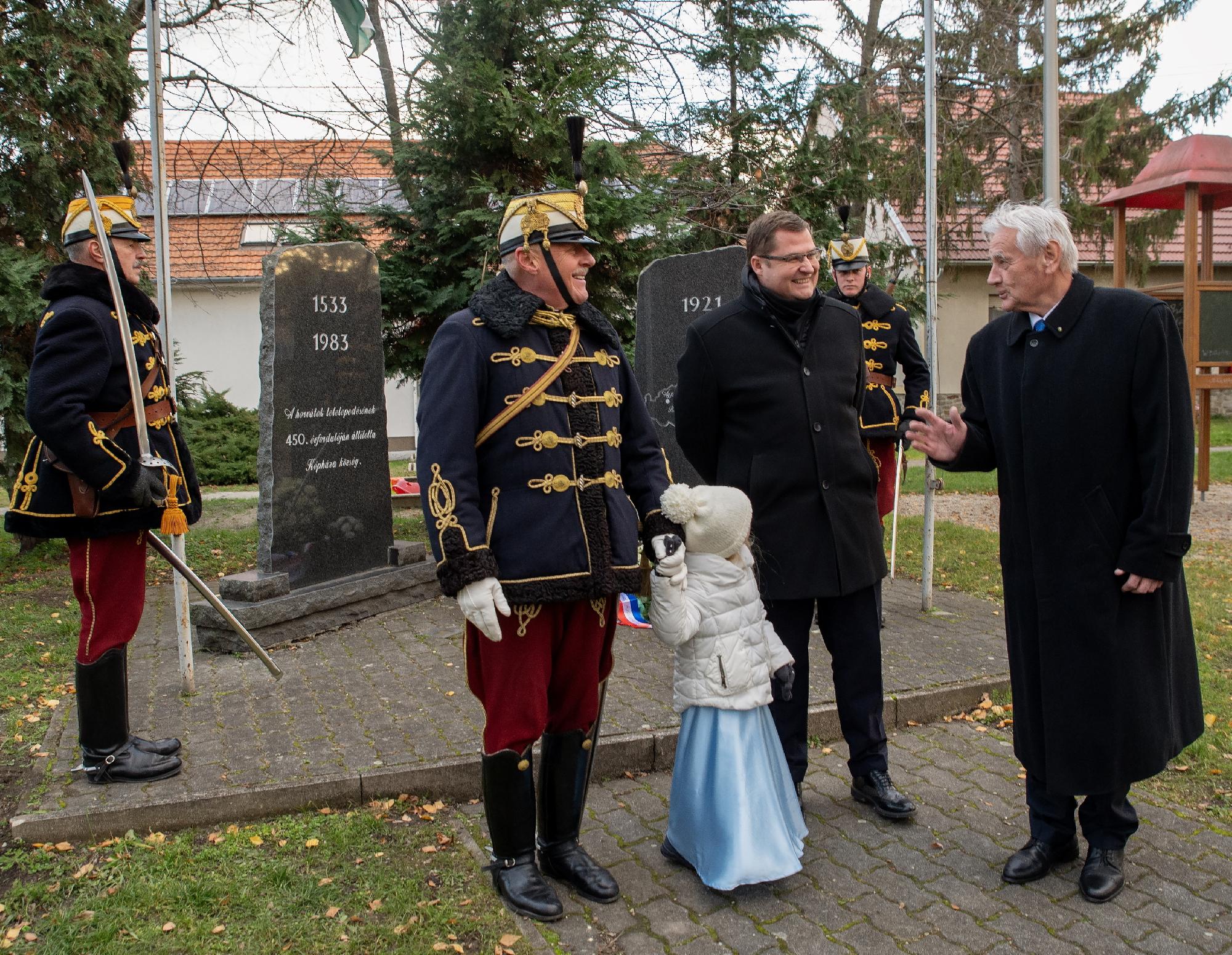 Sopron és környéke 103 évvel ezelőtti döntésére emlékeztek