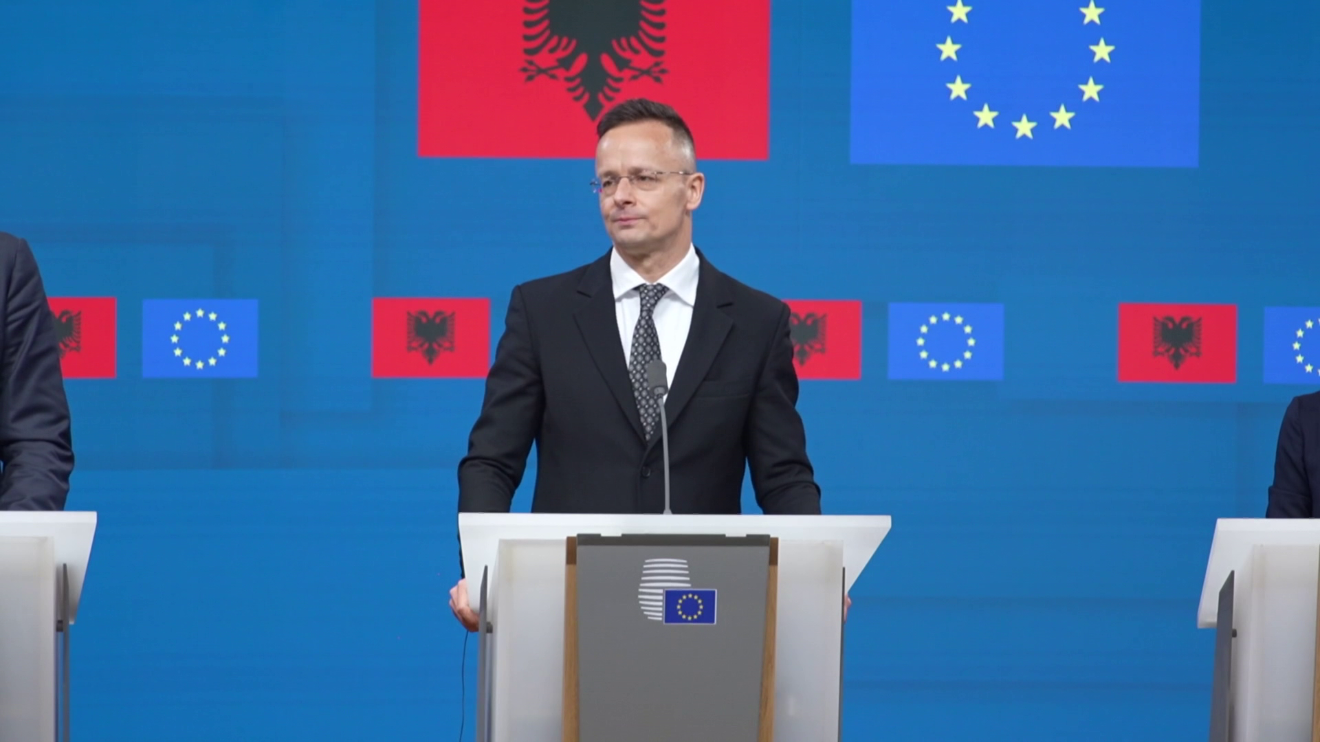 Szijjártó Péter: az EU a csatlakozási tárgyalások újabb fejezetcsoportját nyitotta meg Albániával