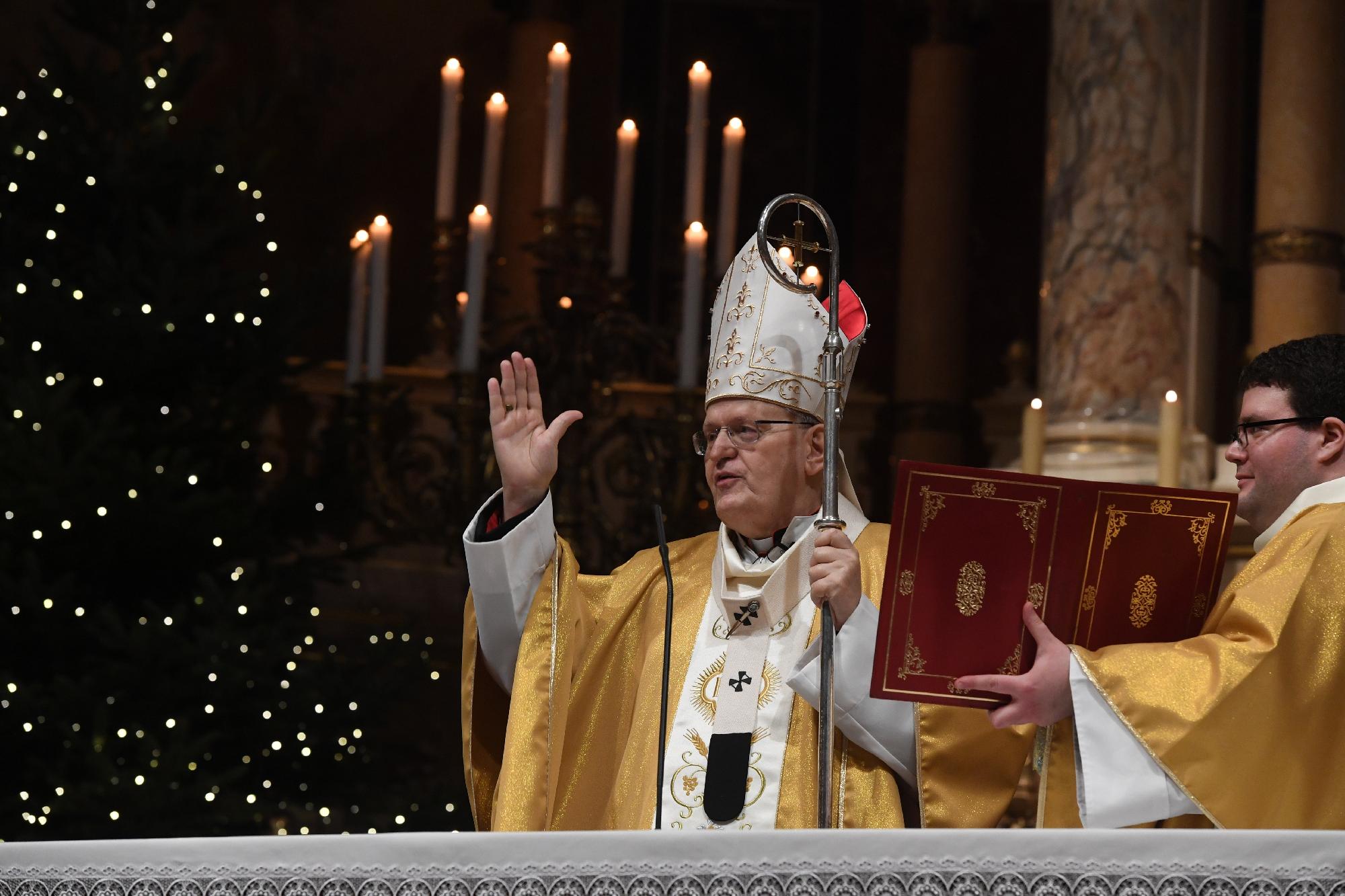 Erdő Péter: Krisztus értelmet ad az életünknek, hogy egymás iránt szolidáris szeretettel éljünk