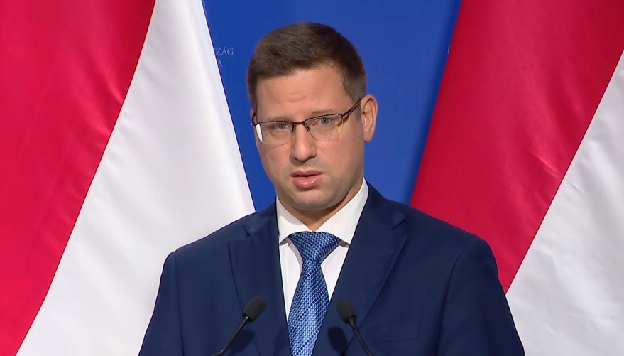 Gulyás Gergely a bombariadóról: A kormány szavatolni tudja az iskolák biztonságát + videó