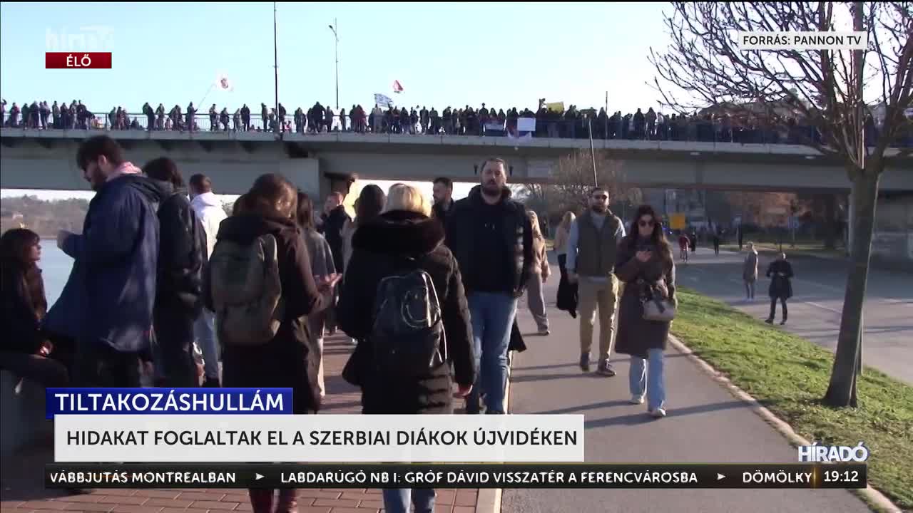 Hidakat foglaltak el a szerbiai diákok Újvidéken + videó