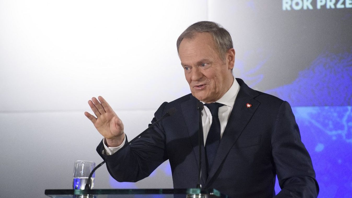 Lengyel demokrácia, felfüggesztették a Tusk elleni eljárást folytató főügyészhelyettest