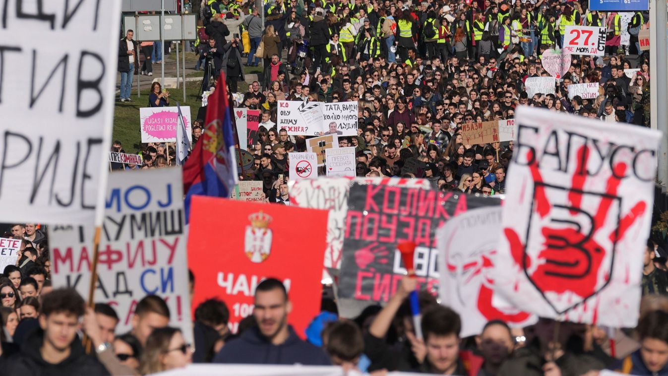 Tüntetéssorozatot készíthetnek elő szerbiai mintára szélsőbaloldali felforgatók 