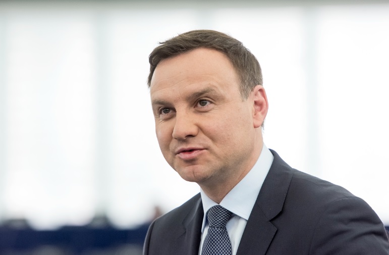 Andrzej Duda: az Egyesült Államok fenntartja katonai jelenlétét Lengyelországban