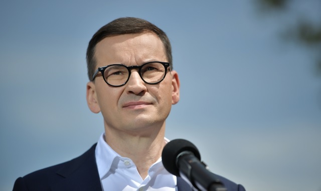 Az ügyészség meggyanúsította Mateusz Morawiecki volt lengyel kormányfőt a 2020-as levélszavazás előkészítése miatt