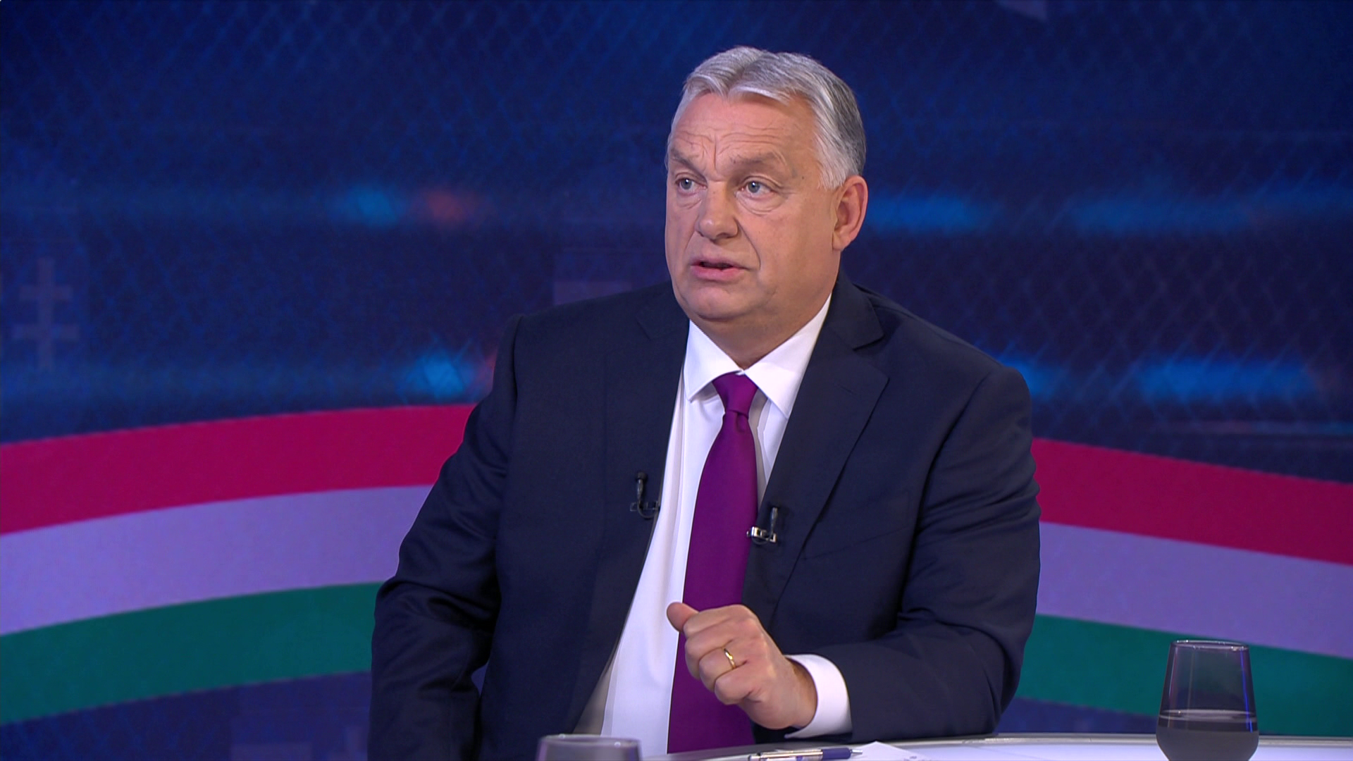 Orbán Viktor: Egy édesanya eljuthat oda, hogy egész életében nem fizet jövedelemadót + videó