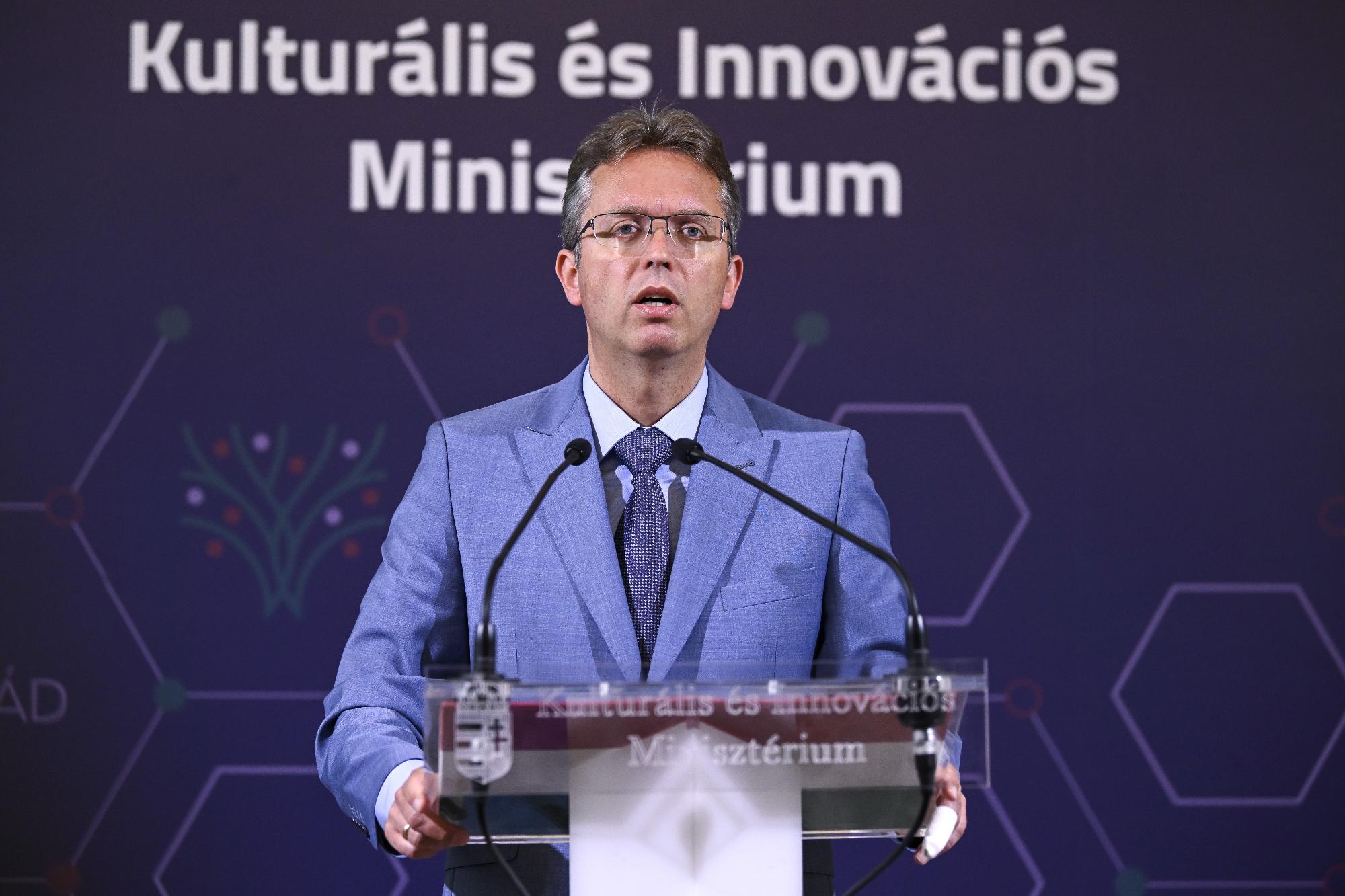 Hankó Balázs: a magyar felsőoktatás sikeres megújítása az egész nemzetet szolgálja