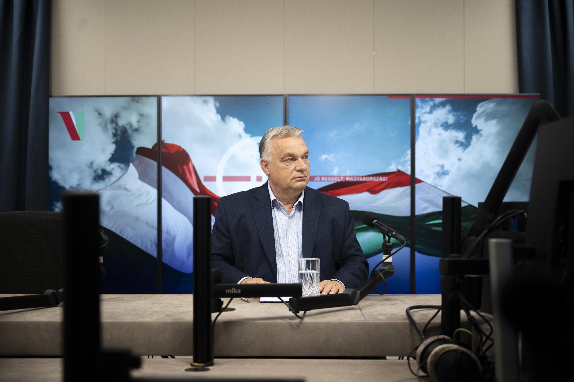 Orbán Viktor: A romániai magyarok ne működjenek együtt olyanokkal, akik a magyarságnak az ellenségei