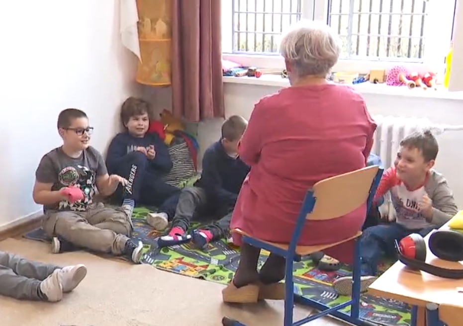 Tanösvény – Szülők, pedagógusok és az ellátórendszer a sajátos nevelési igényű gyerekekért + videó