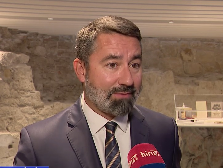 Hidvéghi Balázs: Brüsszel kimarad a béketeremtésből + videó