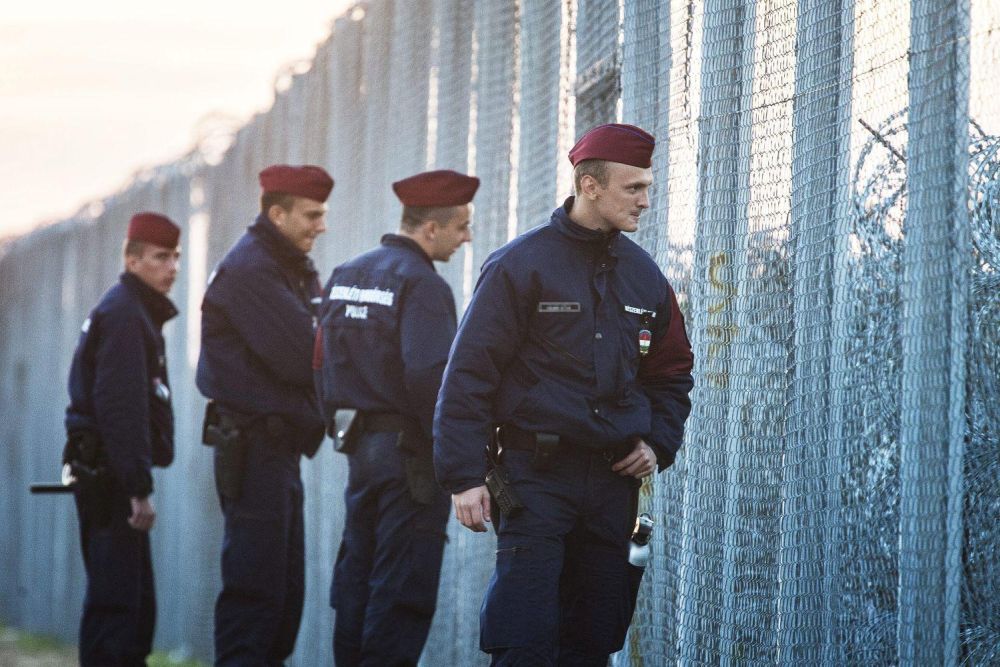 Továbbra is segítik a magyar rendőrök Észak-Macedónia és Szerbia határőrizetét
